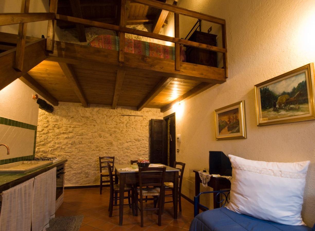 La Casa Su Le Dimore Del Borgo Santo Stefano di Sessanio Kültér fotó