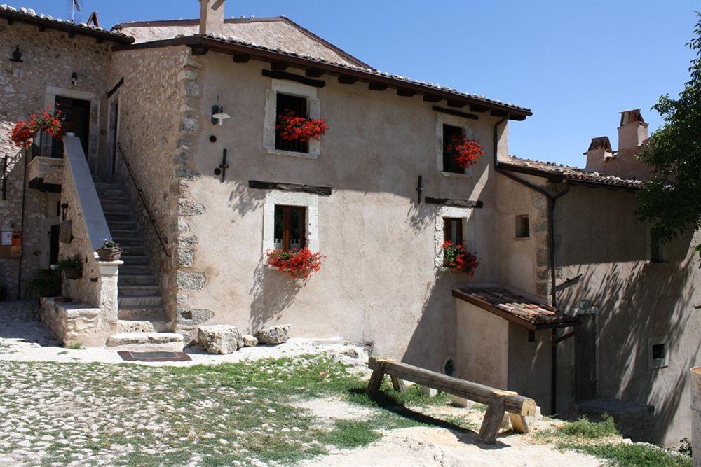 La Casa Su Le Dimore Del Borgo Santo Stefano di Sessanio Kültér fotó