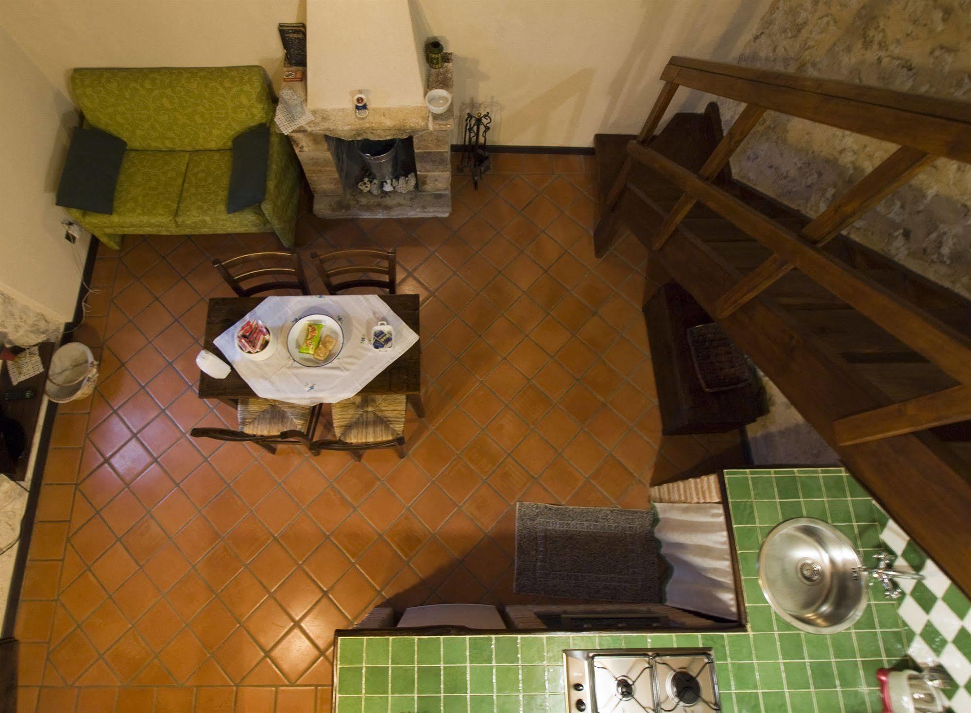 La Casa Su Le Dimore Del Borgo Santo Stefano di Sessanio Kültér fotó