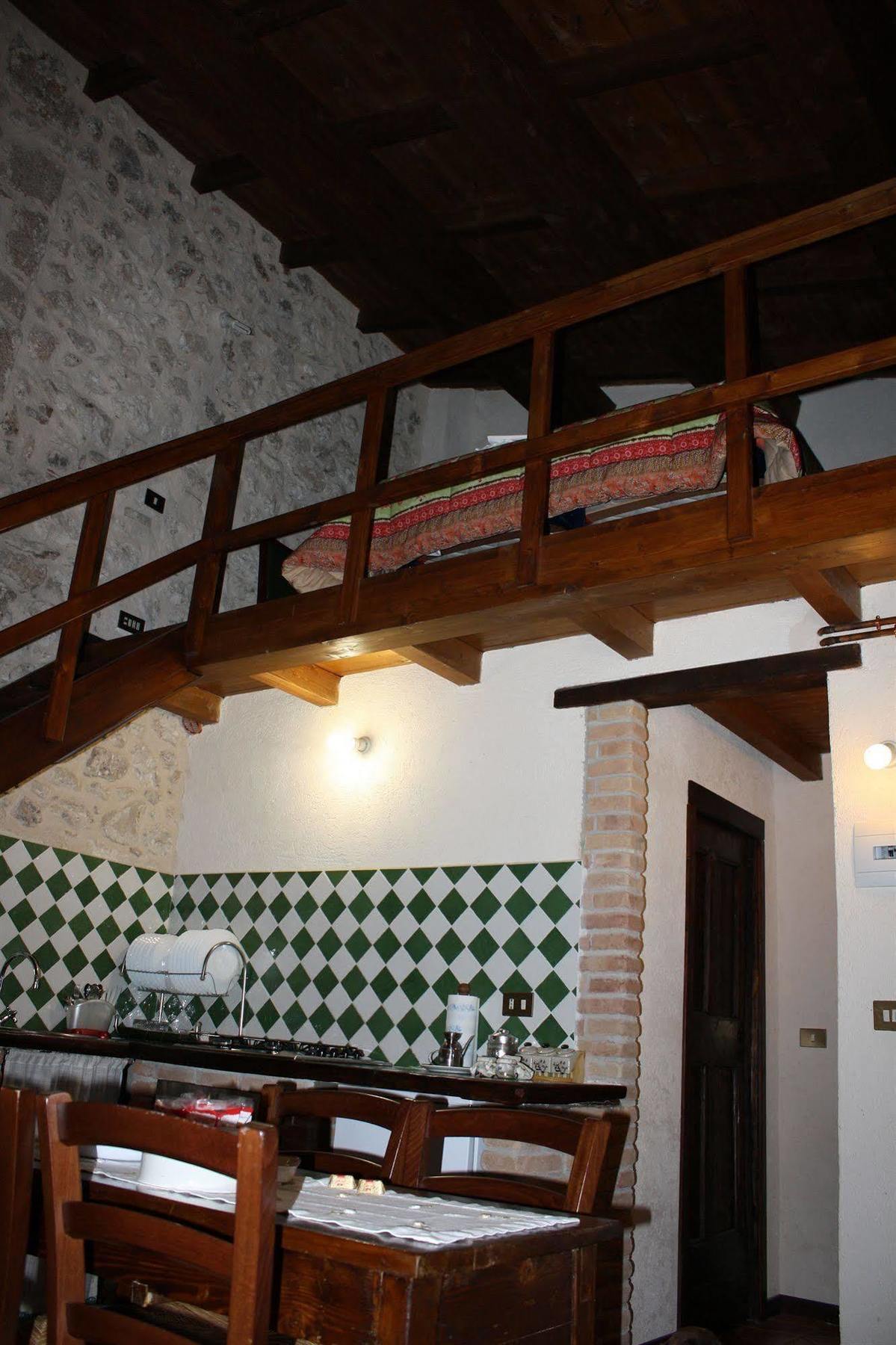 La Casa Su Le Dimore Del Borgo Santo Stefano di Sessanio Kültér fotó