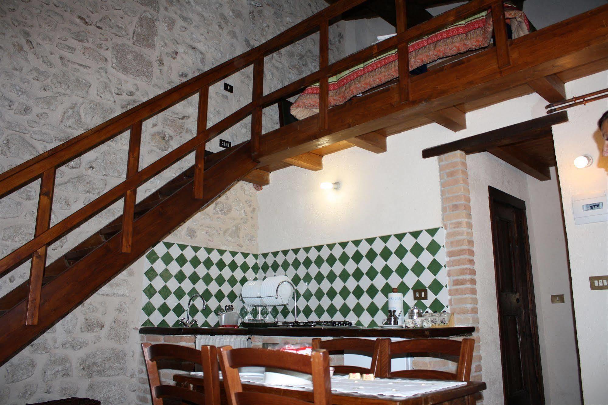 La Casa Su Le Dimore Del Borgo Santo Stefano di Sessanio Kültér fotó